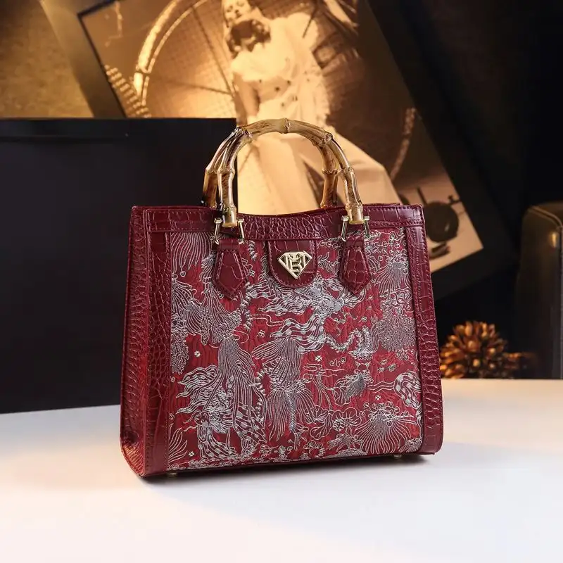Glam Look Stylish Leather Handbag